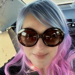 Meet your Posher, Ollie